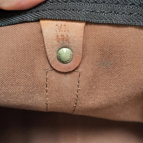 Louis Vuitton Keepall 45 Bandouliere Monogram Travel Duffel Bag - Picture 12 of 13